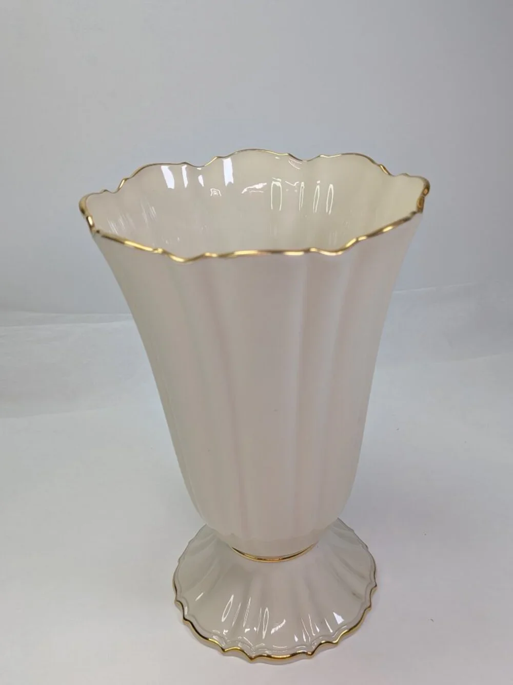 Lenox Fine China Fluted Pedestal Vase Cream 24K Gold Trim Accent Floral Holder
